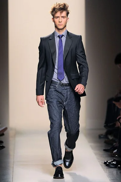 Look 39
